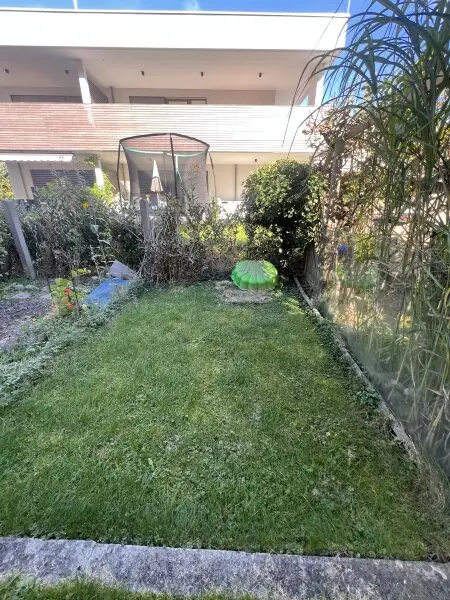 VOLDERS - Sonnige 3 Zi.-Wohnung mit Balkon und eigenem Gartenanteil zur Vermietung