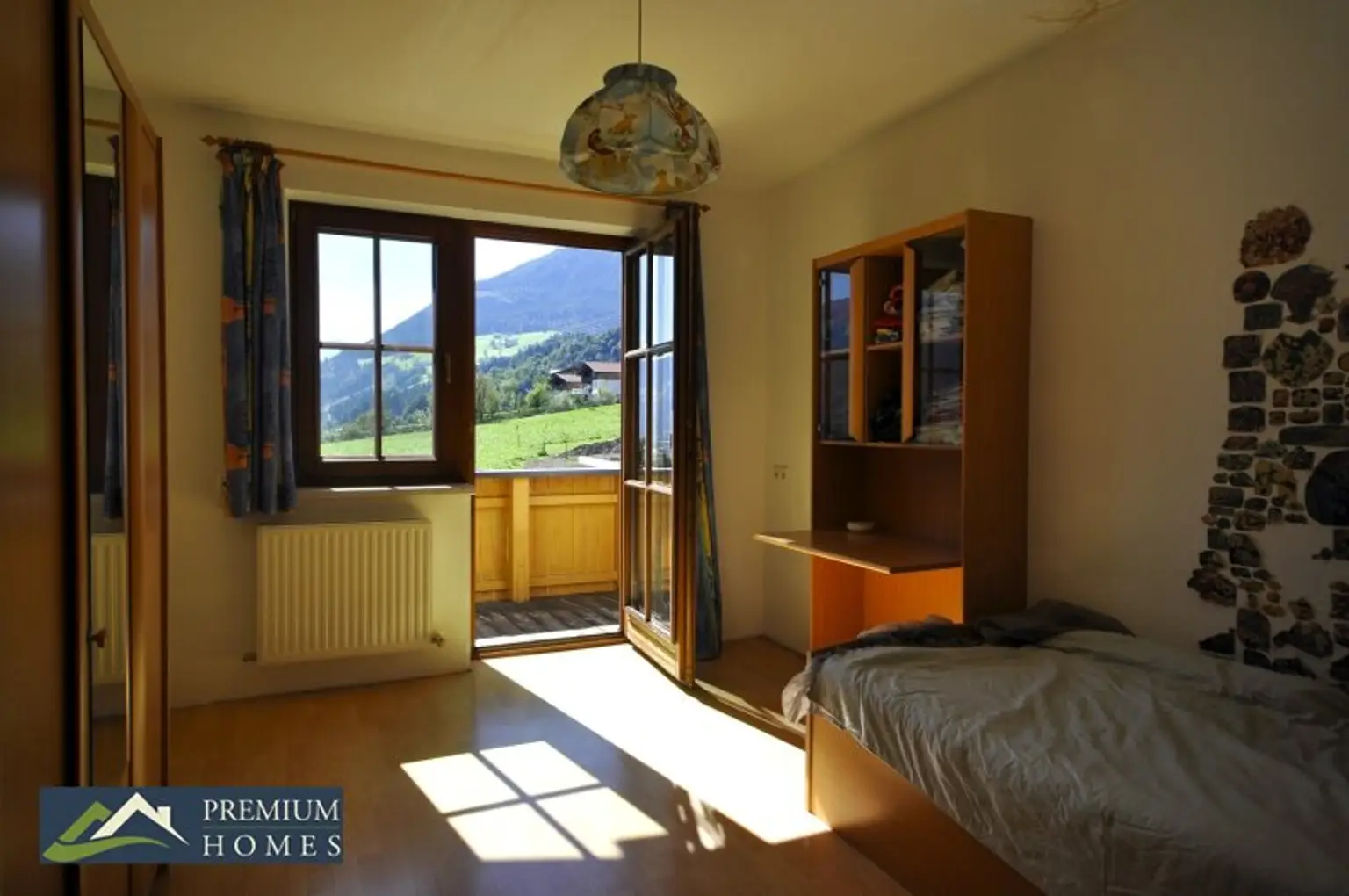 FÜGENBERG - Es erwartet Sie eine Doppelhaushälfte in Aussichtslage - 5 Zimmer, Garten & 2 Balkone!