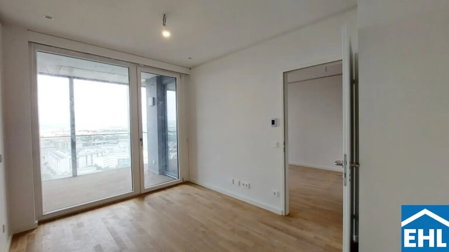 Urbanes Wohnen mit Rooftop Pool, Spa & Skylineblick – TOWER HOMES im V22