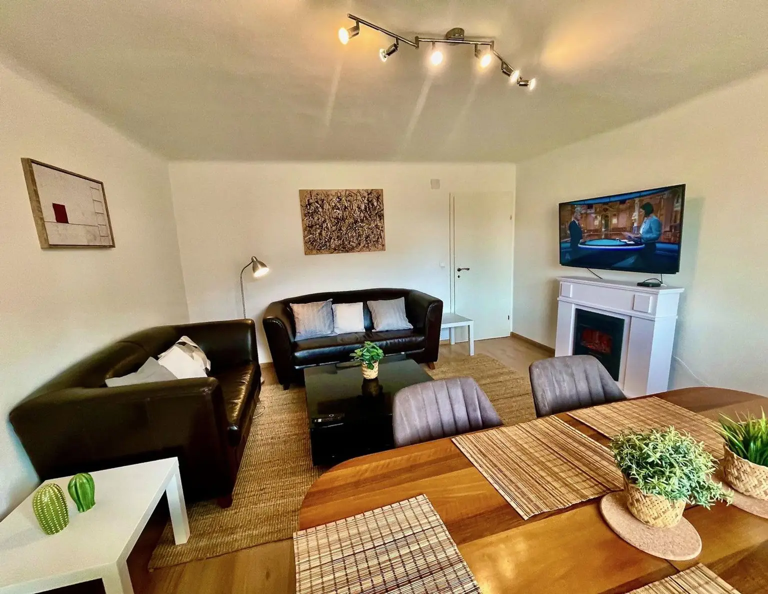 5 Zimmer Wohnung - möbliert - bis 9 Personen Kurzzeitmiete - all incl. ab 1 Monat bis 3 Jahre