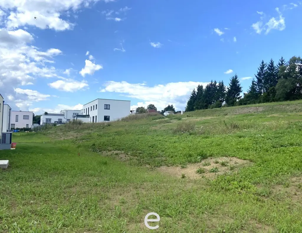 Sonnige Baugrundstücke für Mehrparteinhaus in Katsdorf