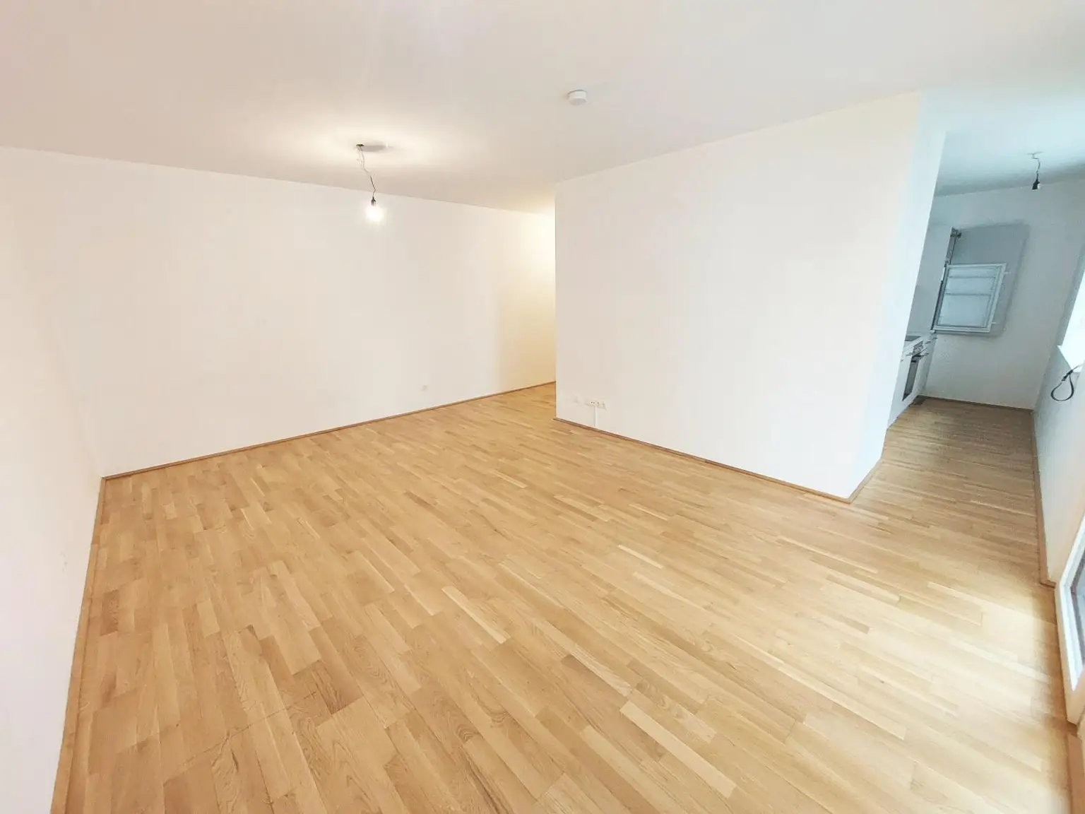 Q11 Leben in Simmering 
- Balkonwohnung mit 2 Zimmern nächst Lorystraße!