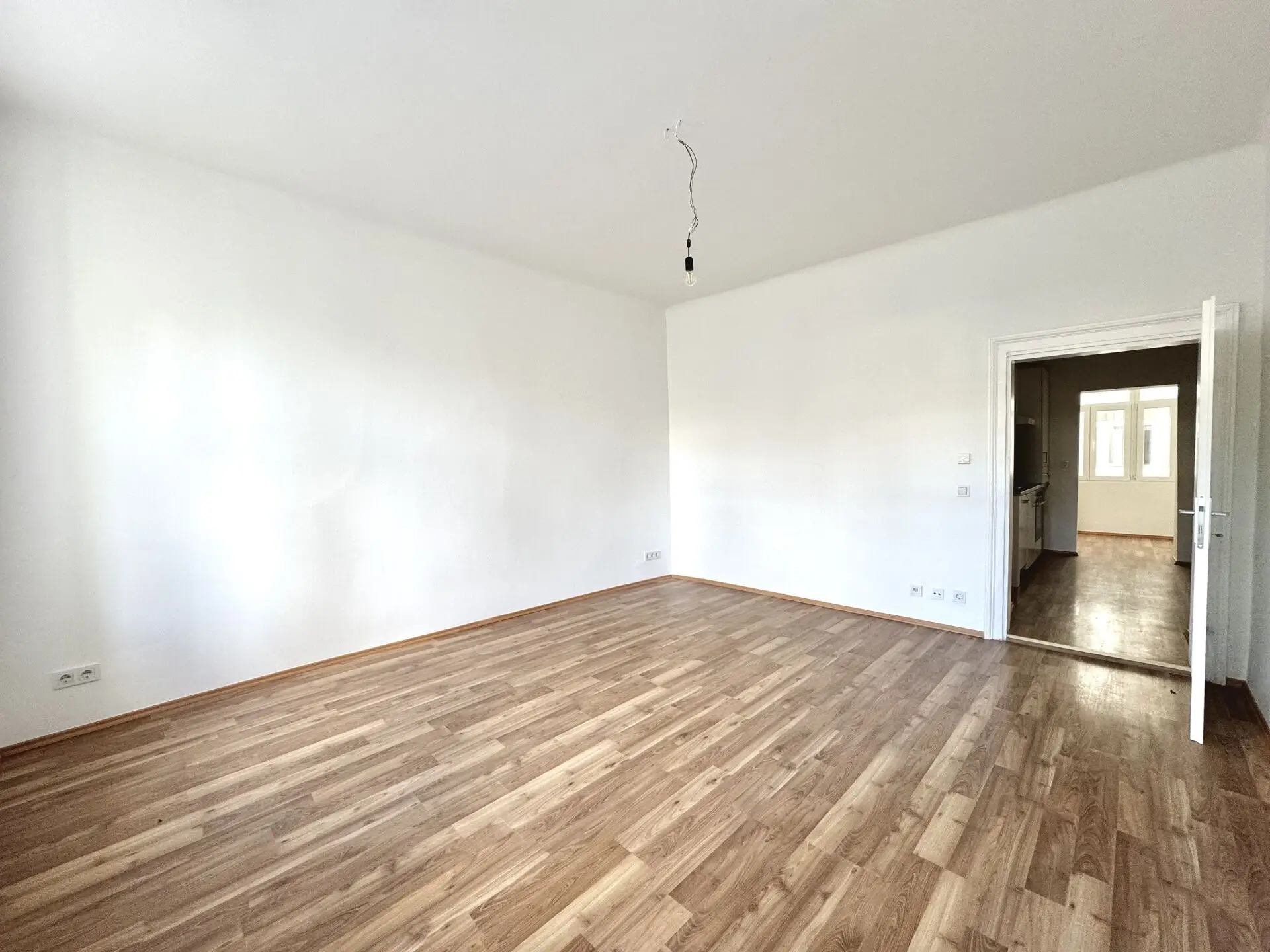 20251118_110107498_iOS