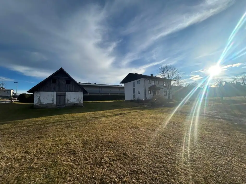 2800 m² Grundstück +  sanierungsbedürftiges  2 Familienhaus nähe des Maltschacher See´s : 5 Zimmer, Garten, Balkon , +120m² Nebengebäude für 349.000 €!