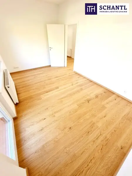 Ruheoase im Grünen! Sonnig. Saniert. Einfach super! Erstbezug mit Wohlfühlfaktor! 4 Zimmer + 2 Balkone + Garagenplatz + Hochwertige Einbauküche! Grün wohin das Auge reicht!