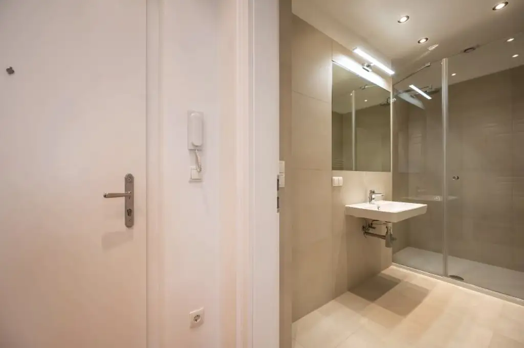 ++NEU++ Fantastische 3-Zimmer Altbauwohnung mit Balkon