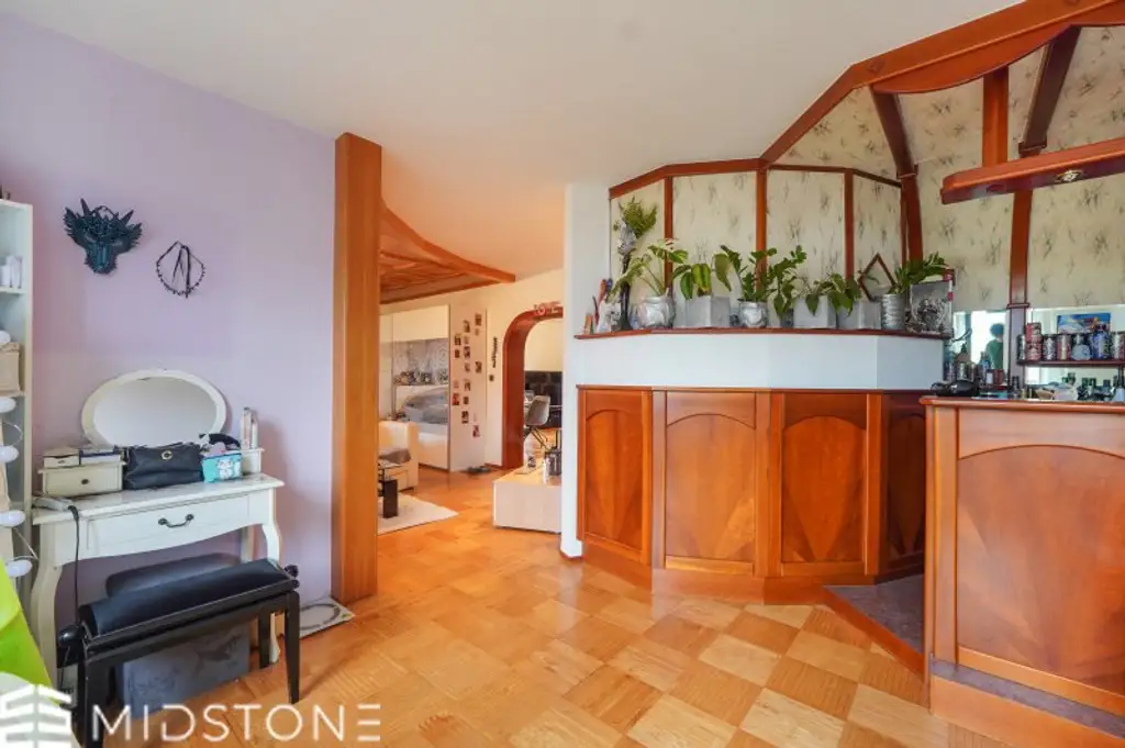 *Großzügige Maisonette Wohnung* Einzigartiges Potenzial mit Balkon und Loggia in Kapfenberg
