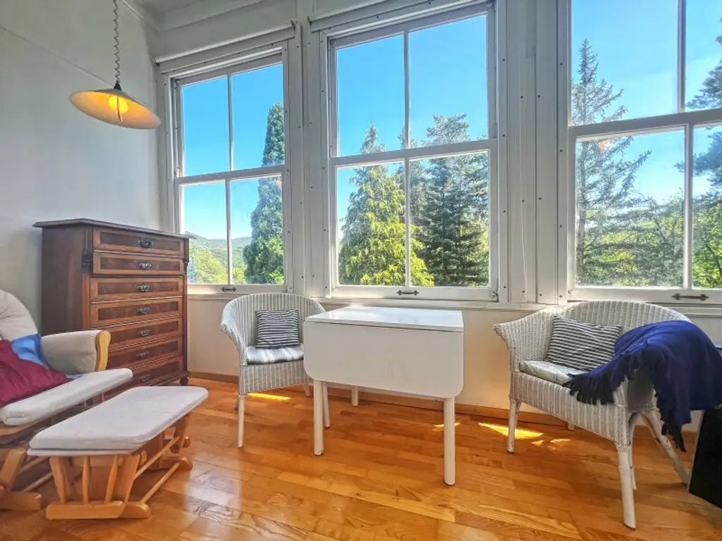 Charmante 5-Zimmer Villenetage mit traumhafter Terrasse und Wienerwaldblick am Sagberg
