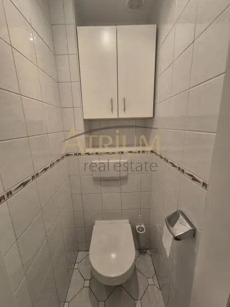 Ideal gelegen, sofort bezugsbereit mit niedrigen Betriebskosten und freiem Mietzins!