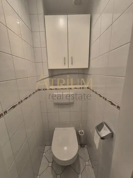 Ideal gelegen, sofort bezugsbereit mit niedrigen Betriebskosten und freiem Mietzins!