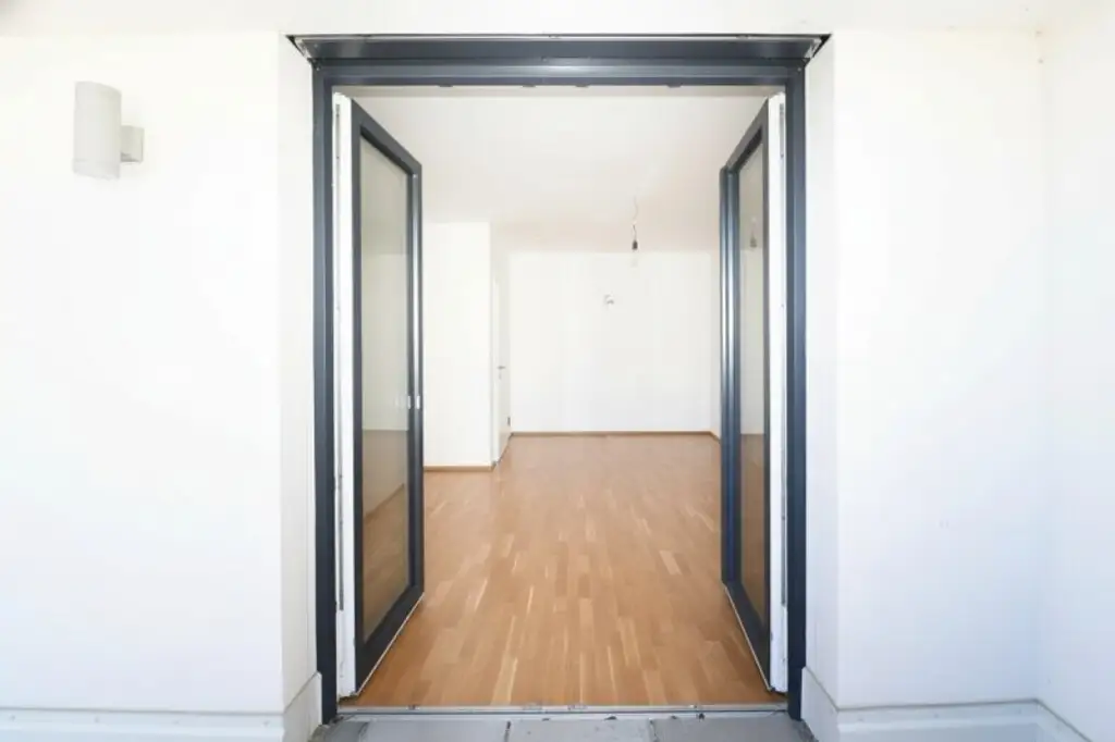 Exklusive Dachgeschosswohnung mit Seezugang