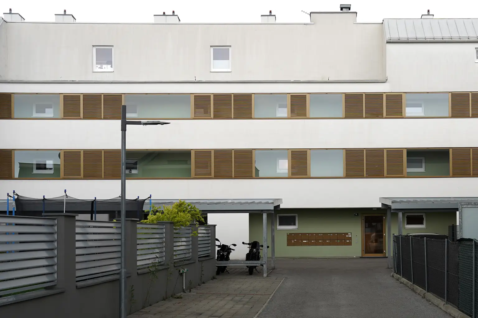 Blick zum Hauseingang