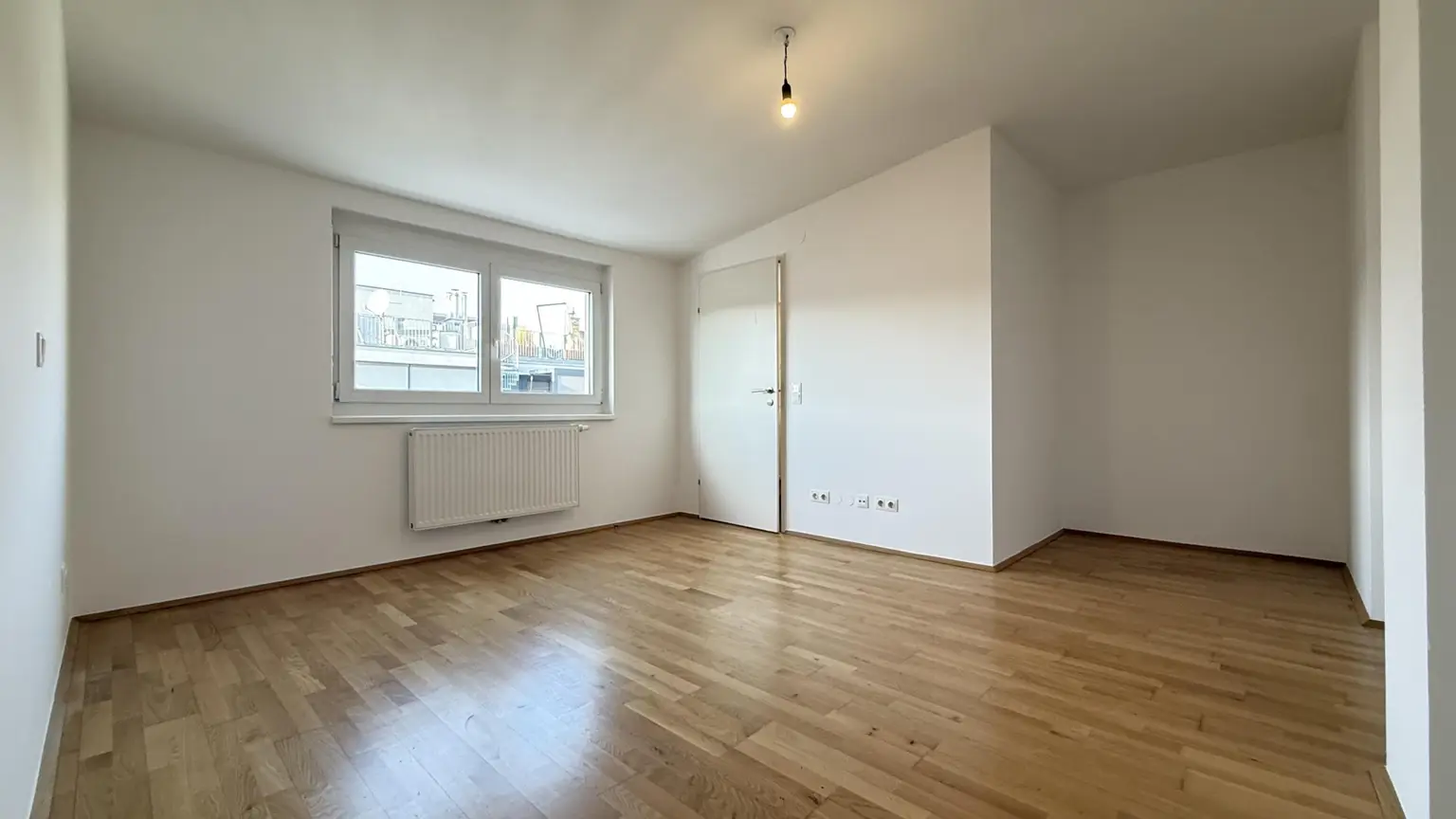 Master-Schlafzimmer mit en suite Badezimmer