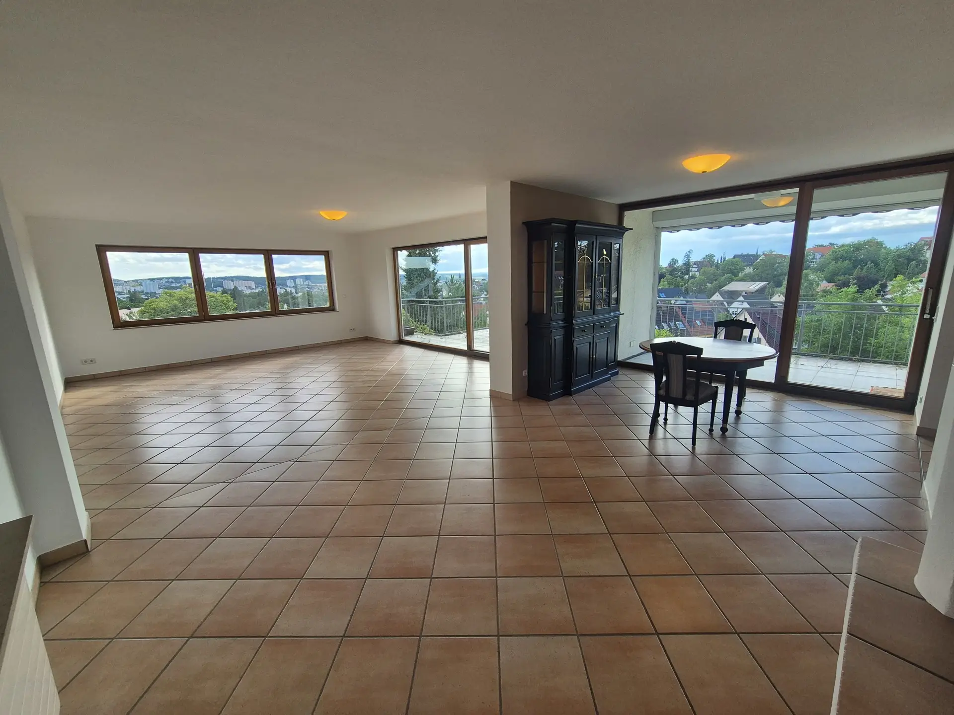 living-/diningroom