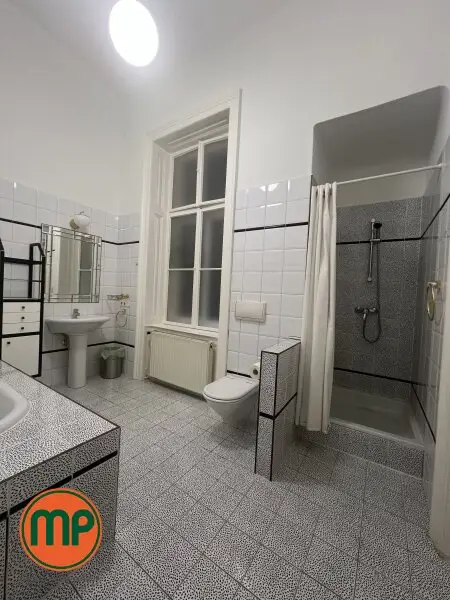 PER ASPERA AD ASTRA – Geschäftsräumlichkeit auf höchstem Niveau