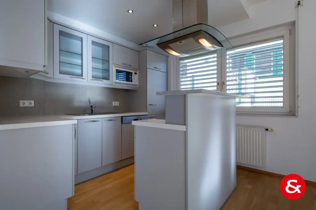 UNBERFISTETE Gartenwohnung mit Hobby/SPA-Ebene und 2 Garagenplätzen!