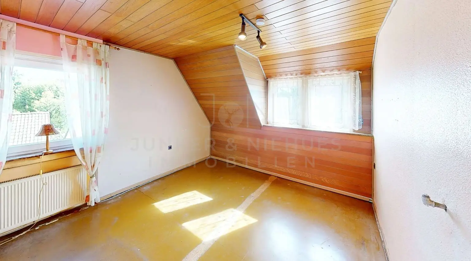 Schlafzimmer DG