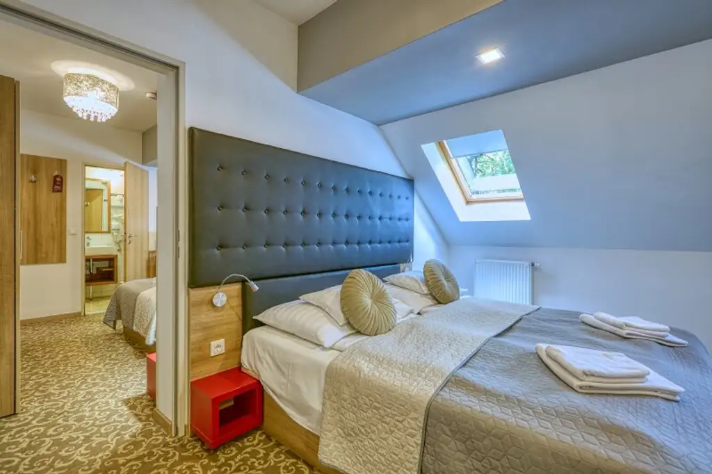 +++ Historischer Immobilienkomplex im Herzen von Sopron mit vielseitigem Entwicklungspotenzial +++