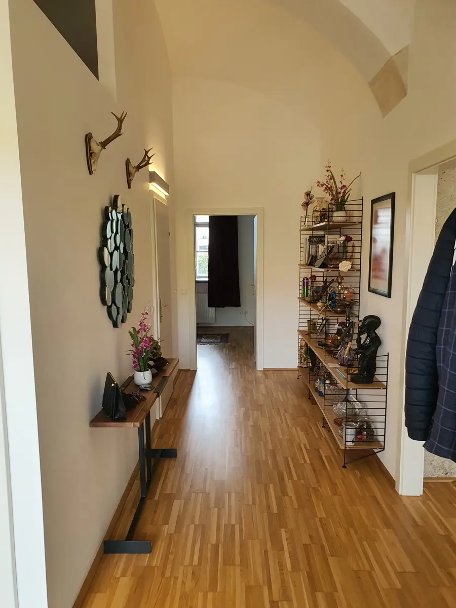 3-Zimmer Wohntraum im Schloss!
