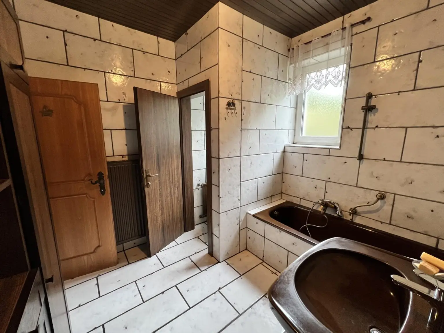 Badezimmer EG