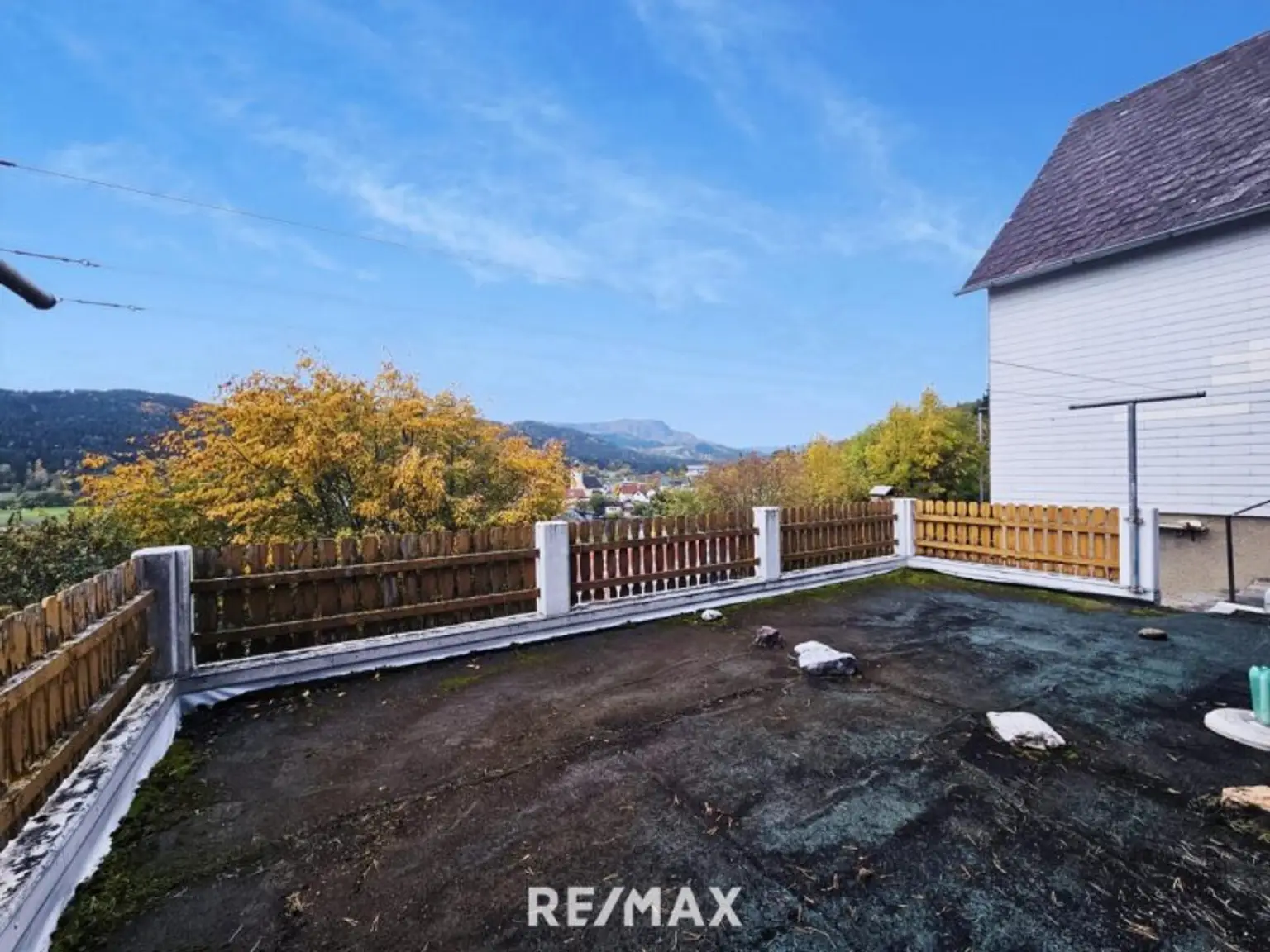 Terrassenplatzerl über Garage