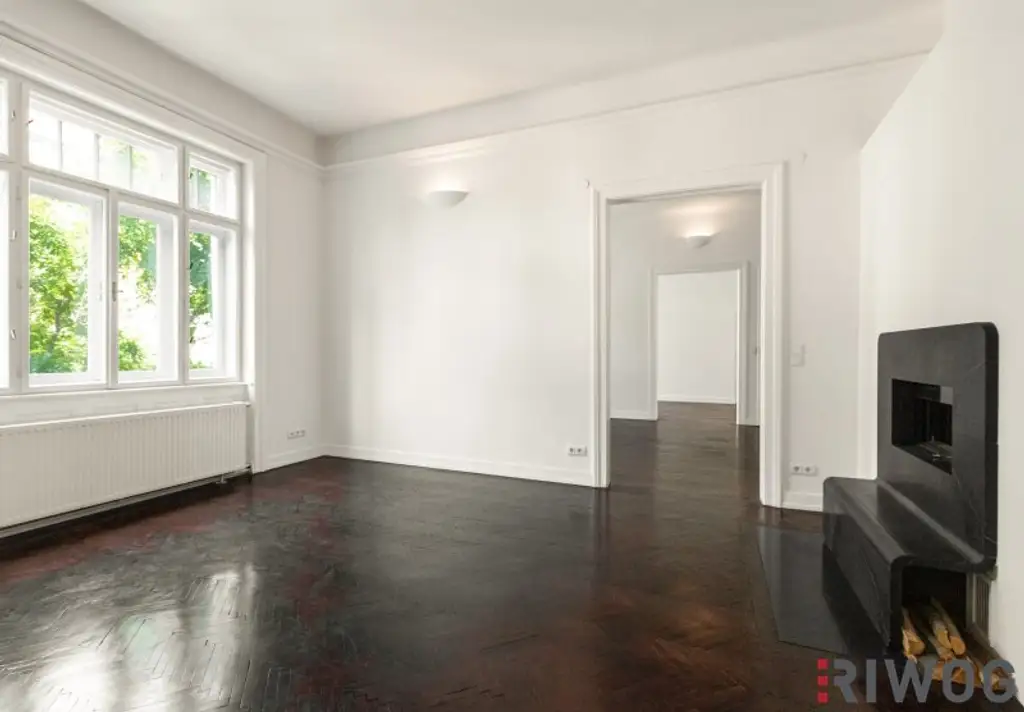 Beeindruckende Stilaltbauwohnung | Innenhofbalkon | Ca. 3,5 m Raumhöhen | 3. Etage | Nähe Donaukanal, Hundertwasserhaus, 1. Bezirk, Prater
