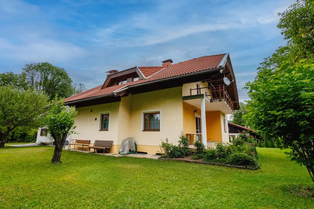 Einfamilienhaus in Grünlage, Stadtrand Villach