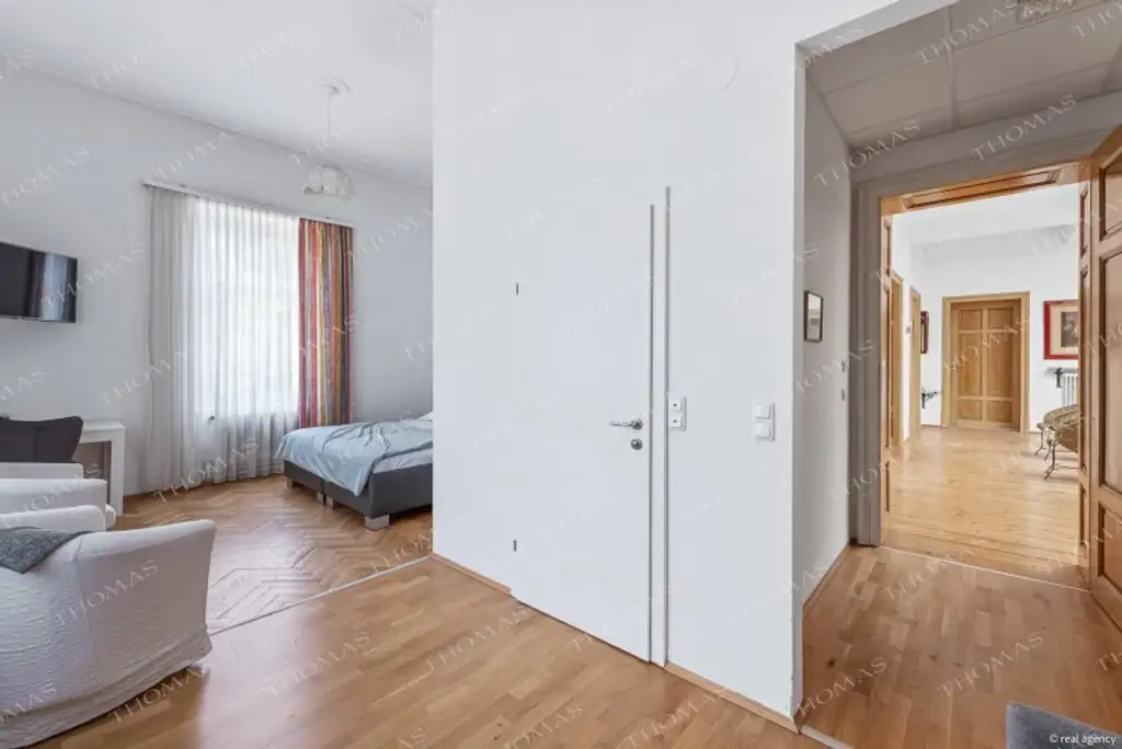 Kurparkjuwel "Villa Clar" - Boutiquehotel, Restaurant & 3 Geschäftsflächen