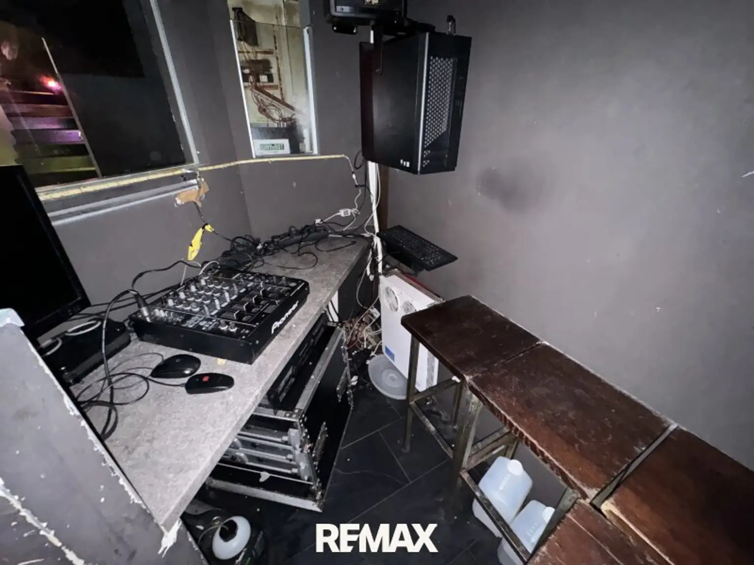 DJ Bereich Keller