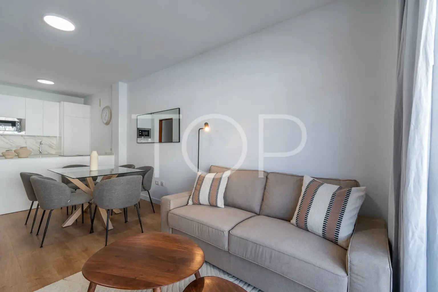 Apartment-El-Palm-Mar-Living-Room-2-Tenerife