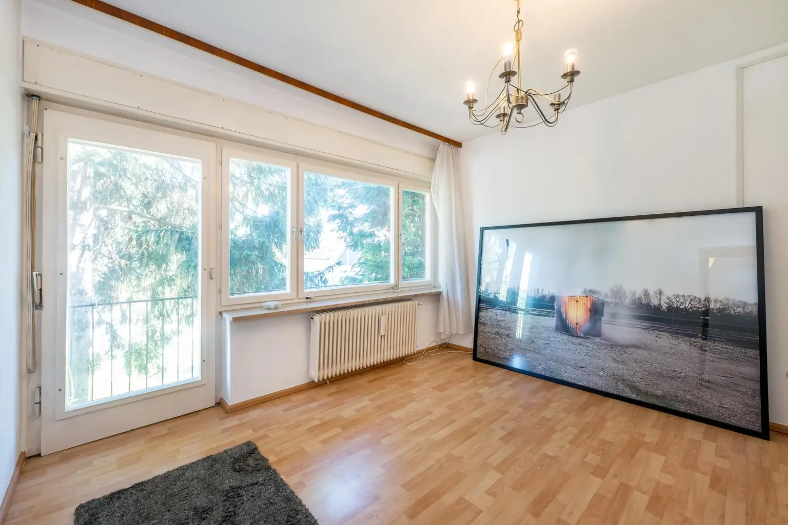 Zimmer mit Zugang Balkon