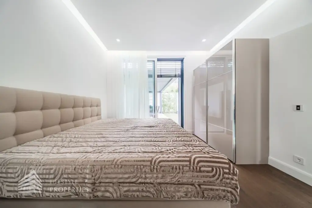 Grandiose Luxusvilla mit Pool - Ihr Rückzugsort Nähe Wienerberg