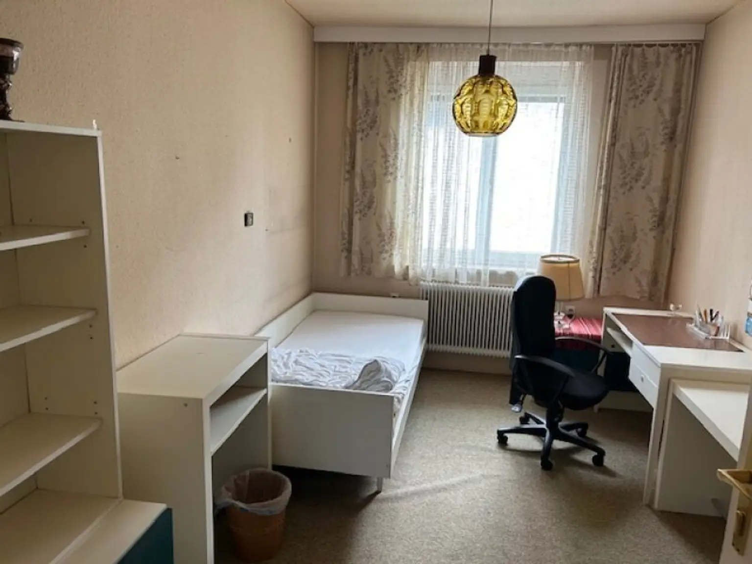 +++ TOP PREIS P.B. - KORNEUBURG, GROSSES 7 ZIMMER EIN -ZWEIFAMILIENHAUS, BENÖTIGT LIEBEVOLLE MODERNISIERUNG, toller Wintergarten und Terrasse Altbaumbestand GARTEN +++