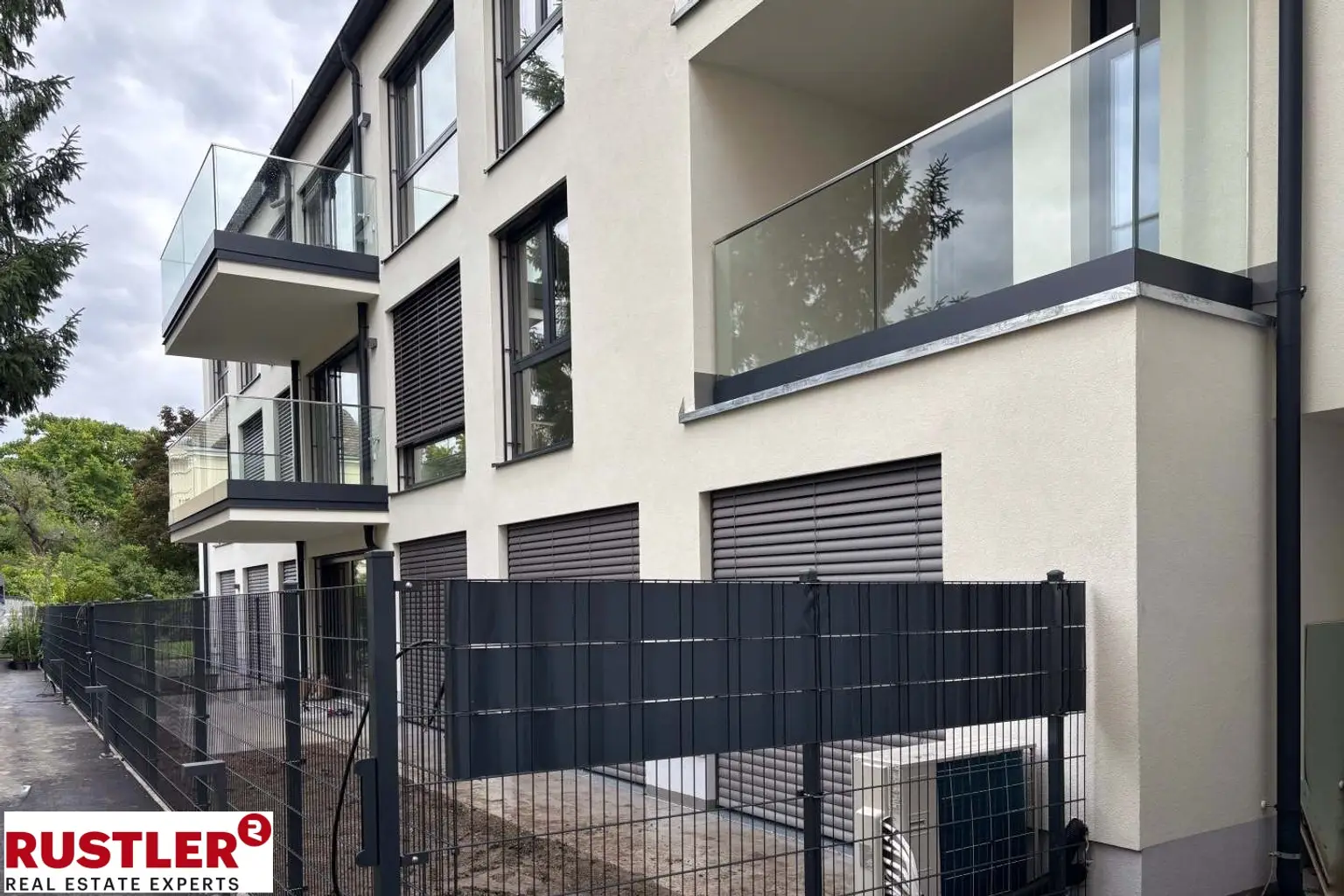 Ruhiges Wohnen im Stadtkern mit Grünblick