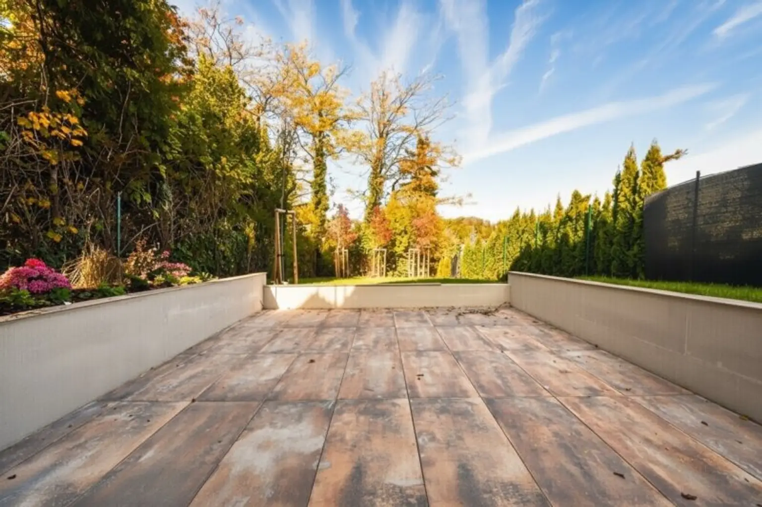 THE UNIQUE HILL SIDE RESIDENCES