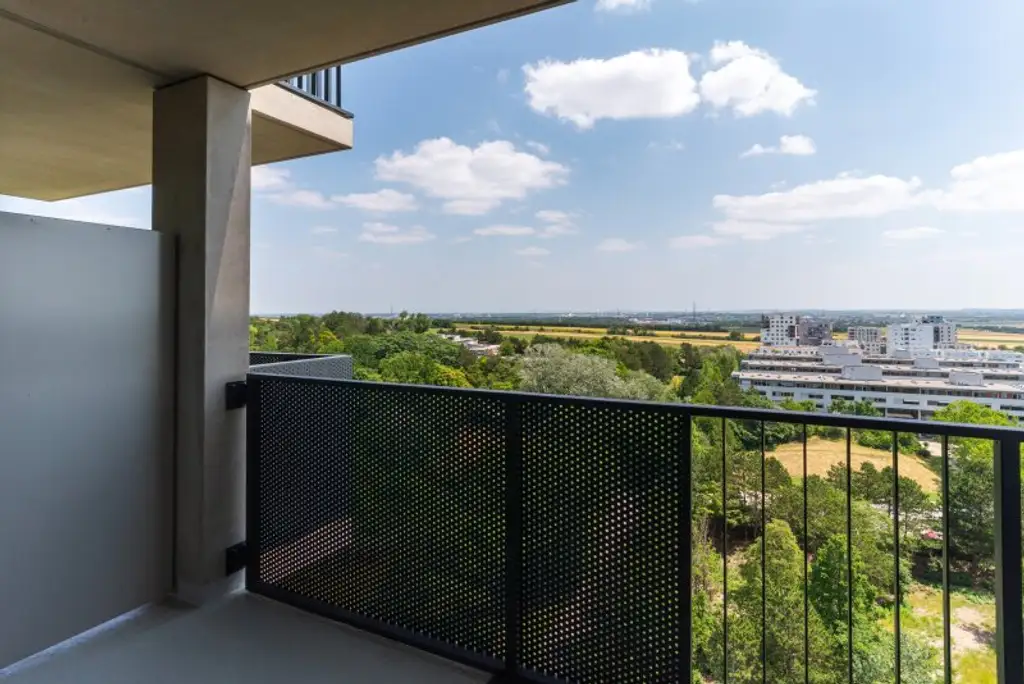 Serviced Apartment! All inclusive (Strom, Heizung, Internet + TV, Fitness) Wohnen im TABA Tower!