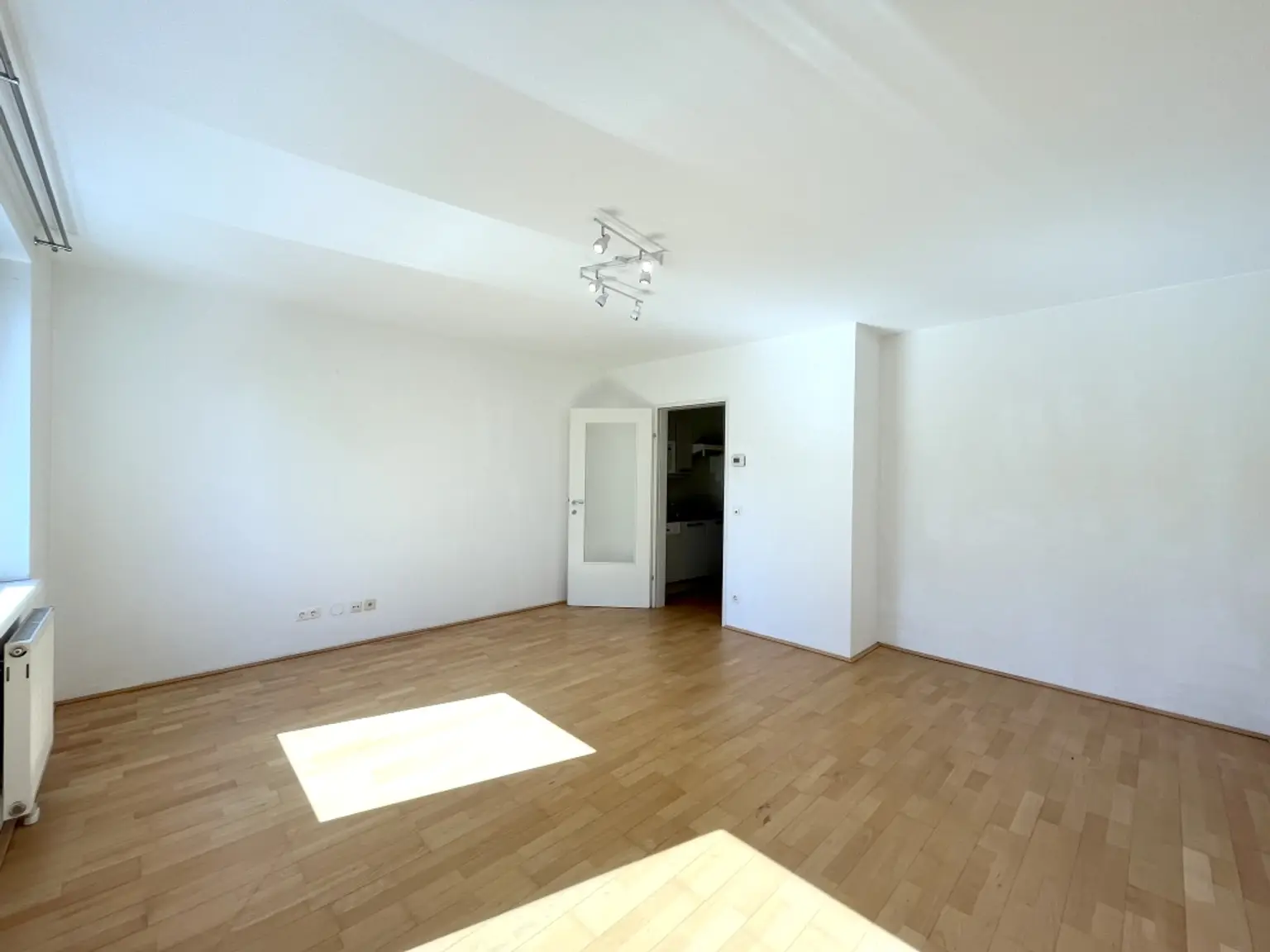Wohnen beim Schubertpark - Helle Einzimmerwohnung in guter Lage!