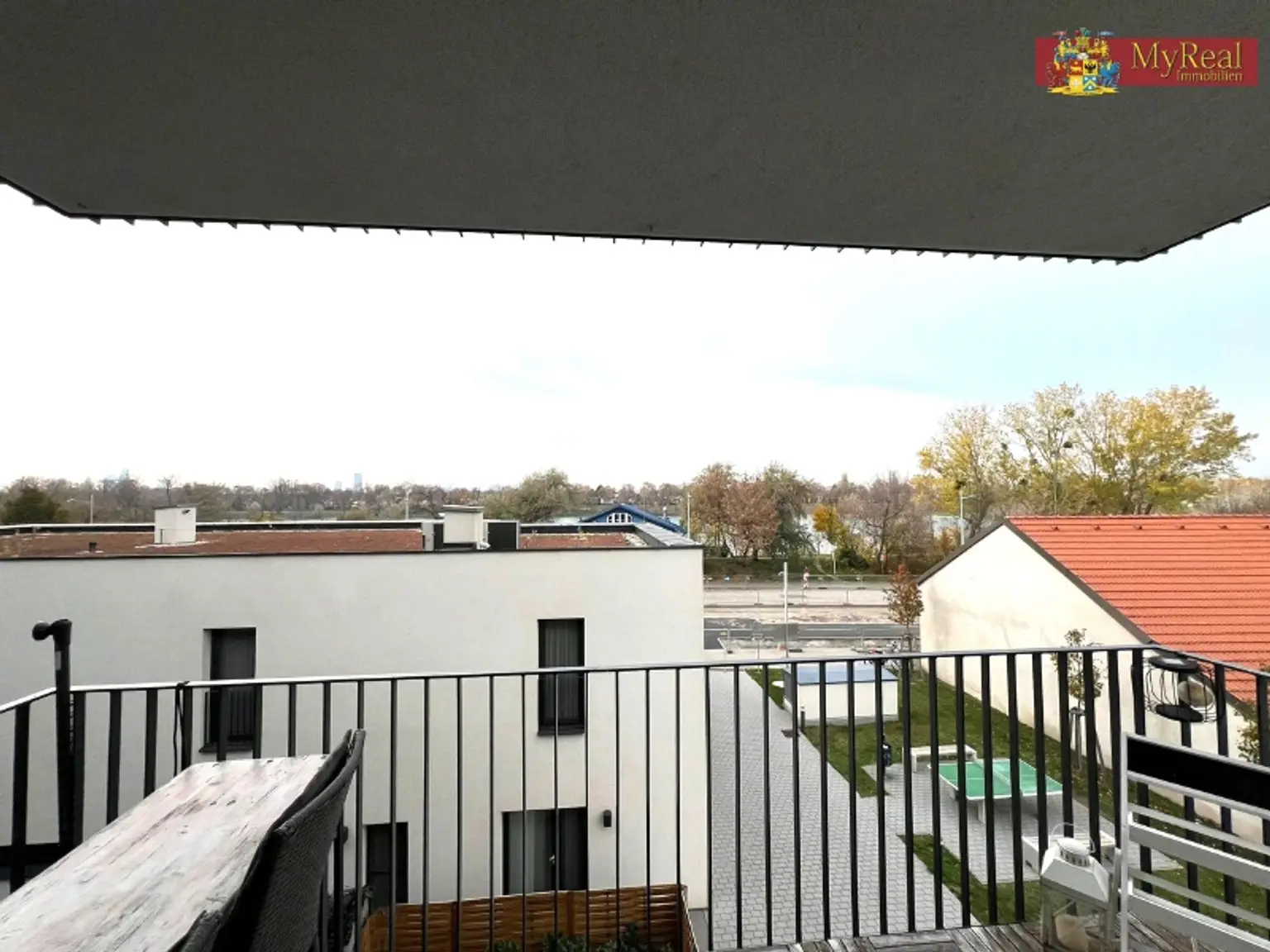 Sehr schöne Vorsorgewohnung mit 2 großen Balkons in der Donaustadt