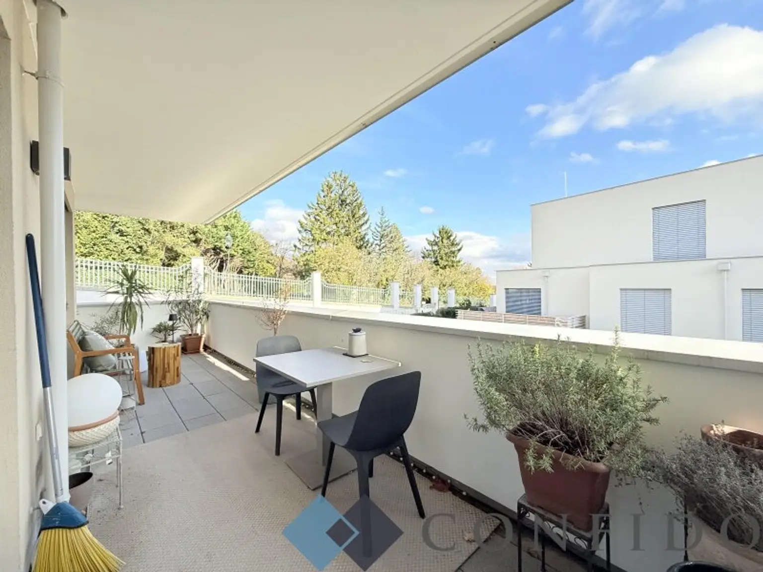 Hochwertig und modern - Traumhafte 3 Zimmerwohnung in bester Lage Badens - Stellplatz inklusive