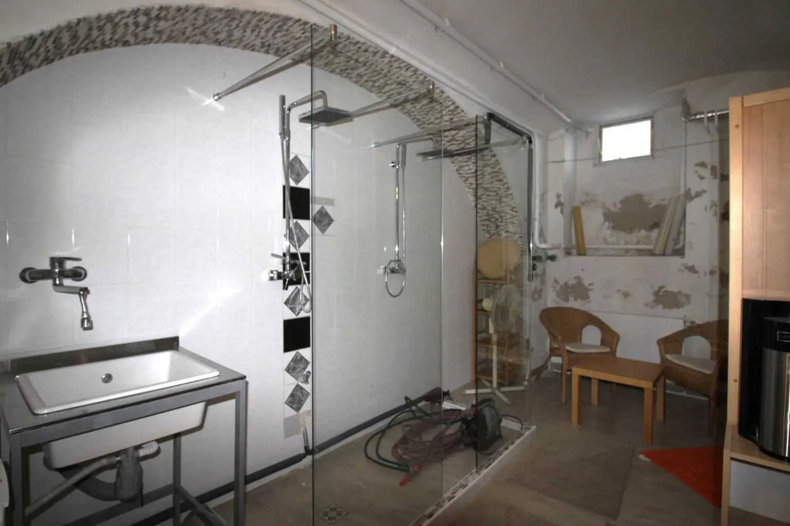 05_Dusche Souterrain