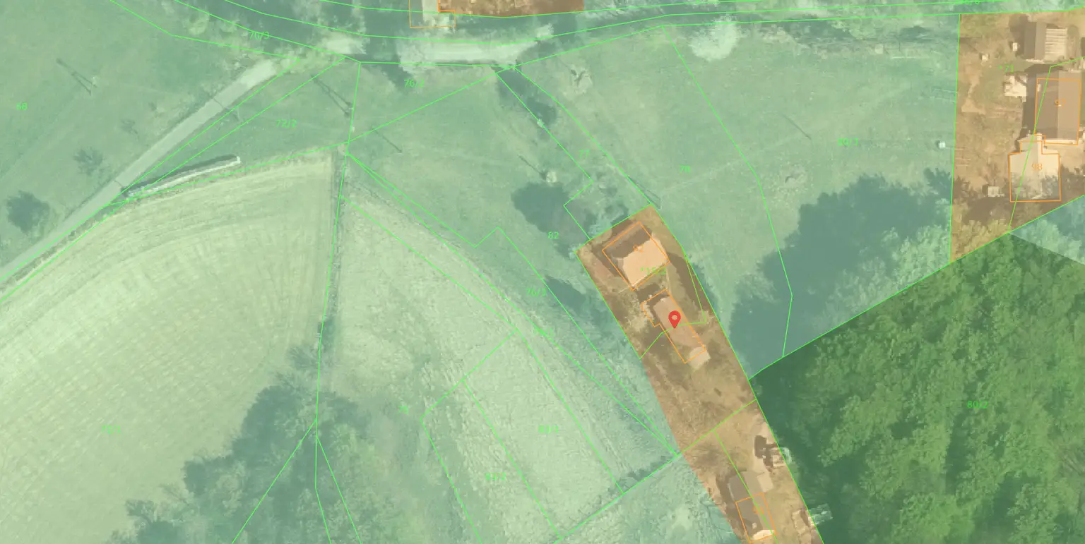 SLOWENIEN!!! Sanierungsbedürftiges Knusperhäuschen in einmaliger Aussichtslage!