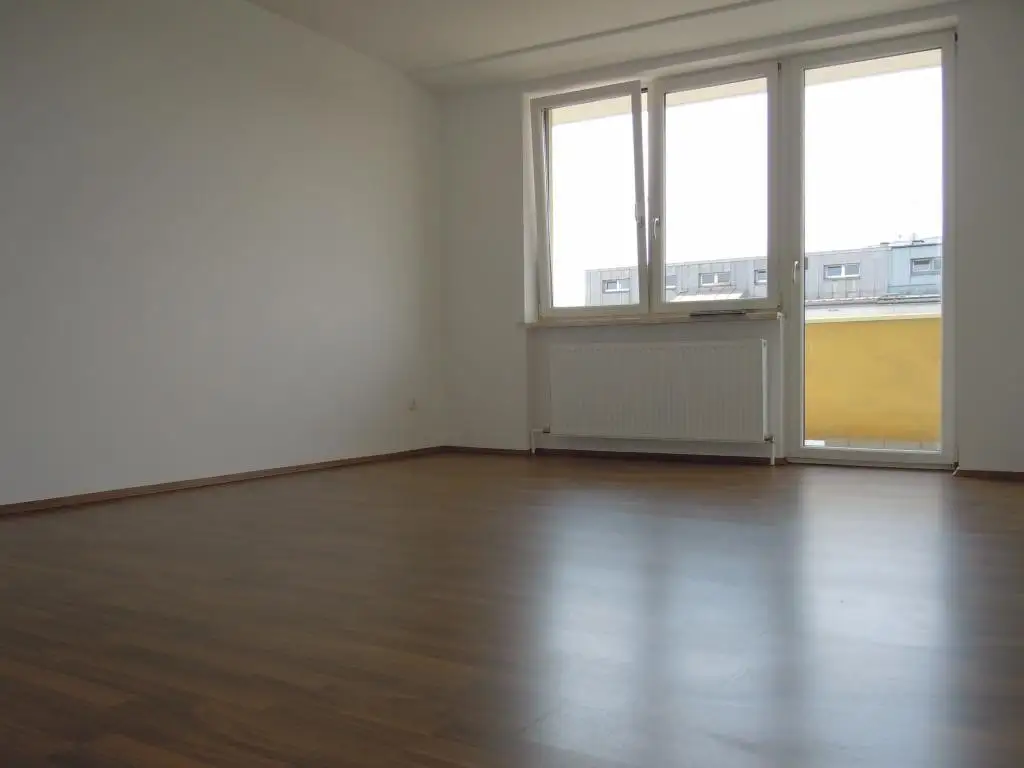 Helle 3-Zimmer-Wohnung mit Balkon