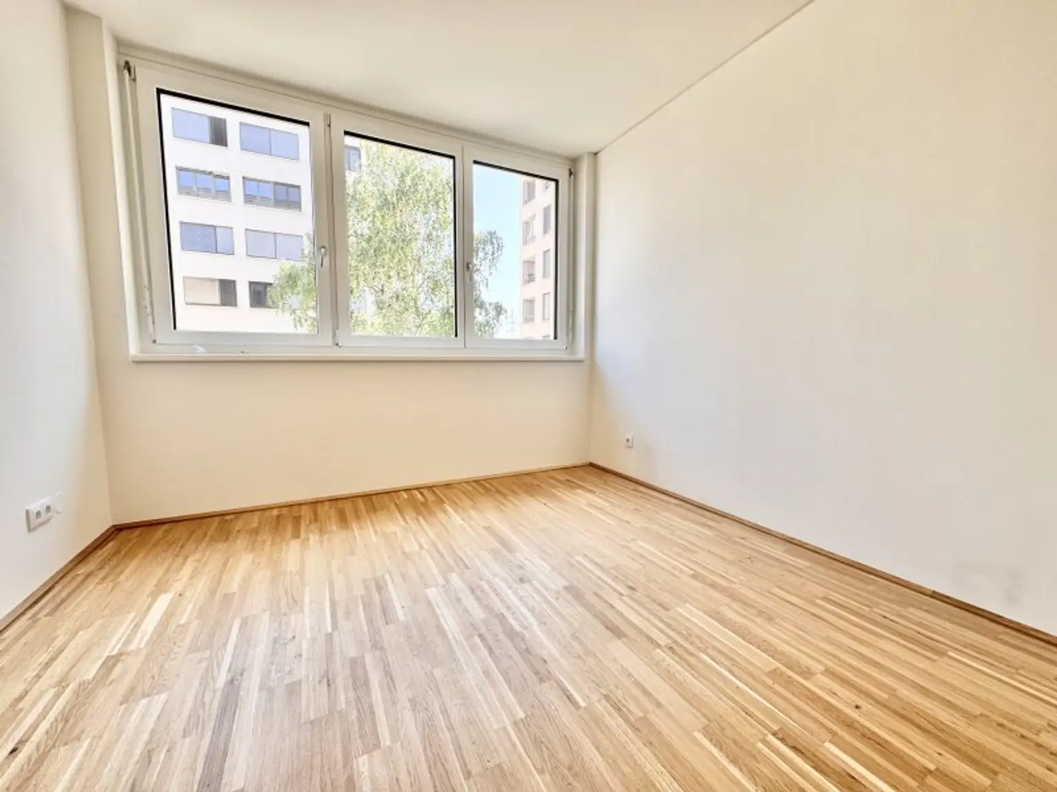 PERFEKTE LAGE - 3 Zimmer WOHNUNG in JAKOMINI VERDE