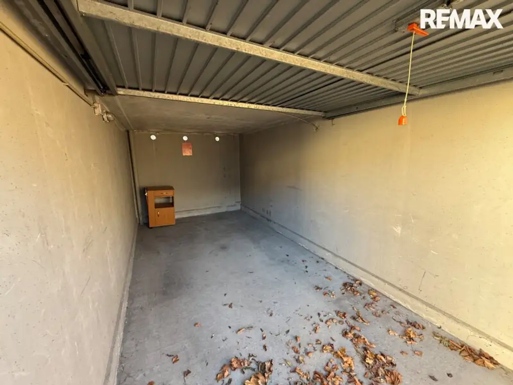 Ehemaliges Seniorenheim, gewerbliche Widmung, große Dachterrasse & 16 Garagen in Wiener Neustadt – Top Chance!