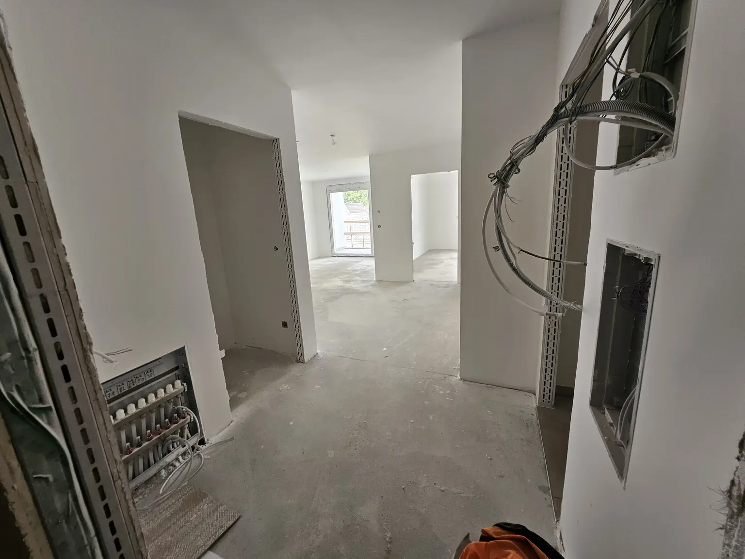 Erstbezug mit Stil: 2-Zimmer-Wohnung mit Loggia und großzügiger Wohnküche