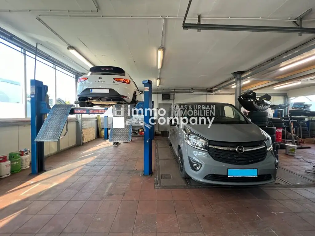 TOP-LAGE! AUTOHAUS IN SEHR GUTER VEKEHRSLAGE