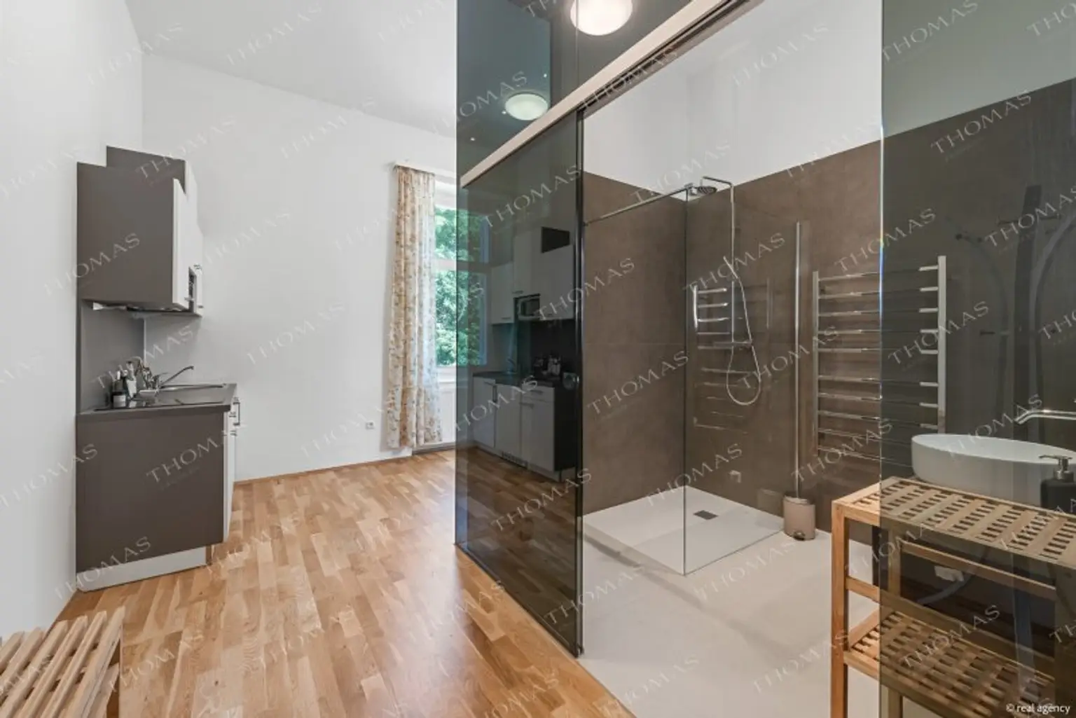 Kurparkjuwel "Villa Clar" - Boutiquehotel, Restaurant & 3 Geschäftsflächen