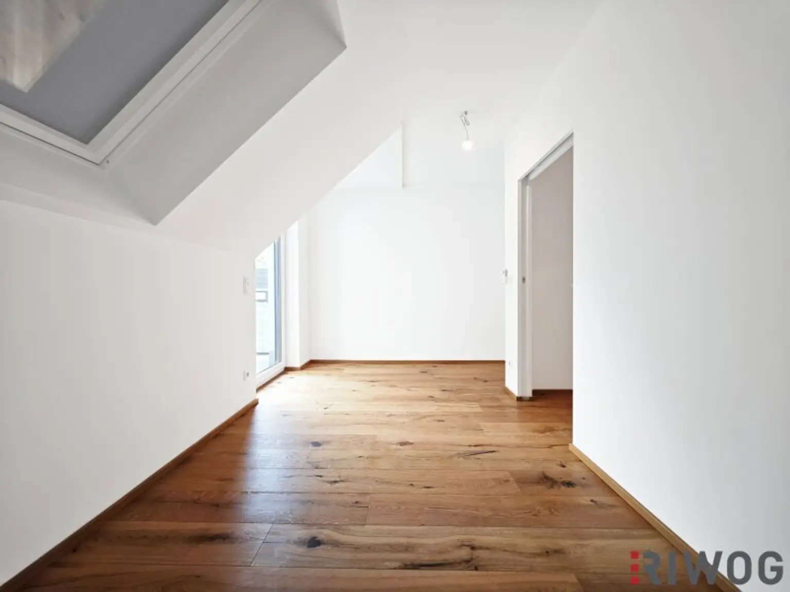 Wohnen, Büro oder Kombo | Erstbezug Townhouse mit Eigengarten | Ruhige Innenhoflage