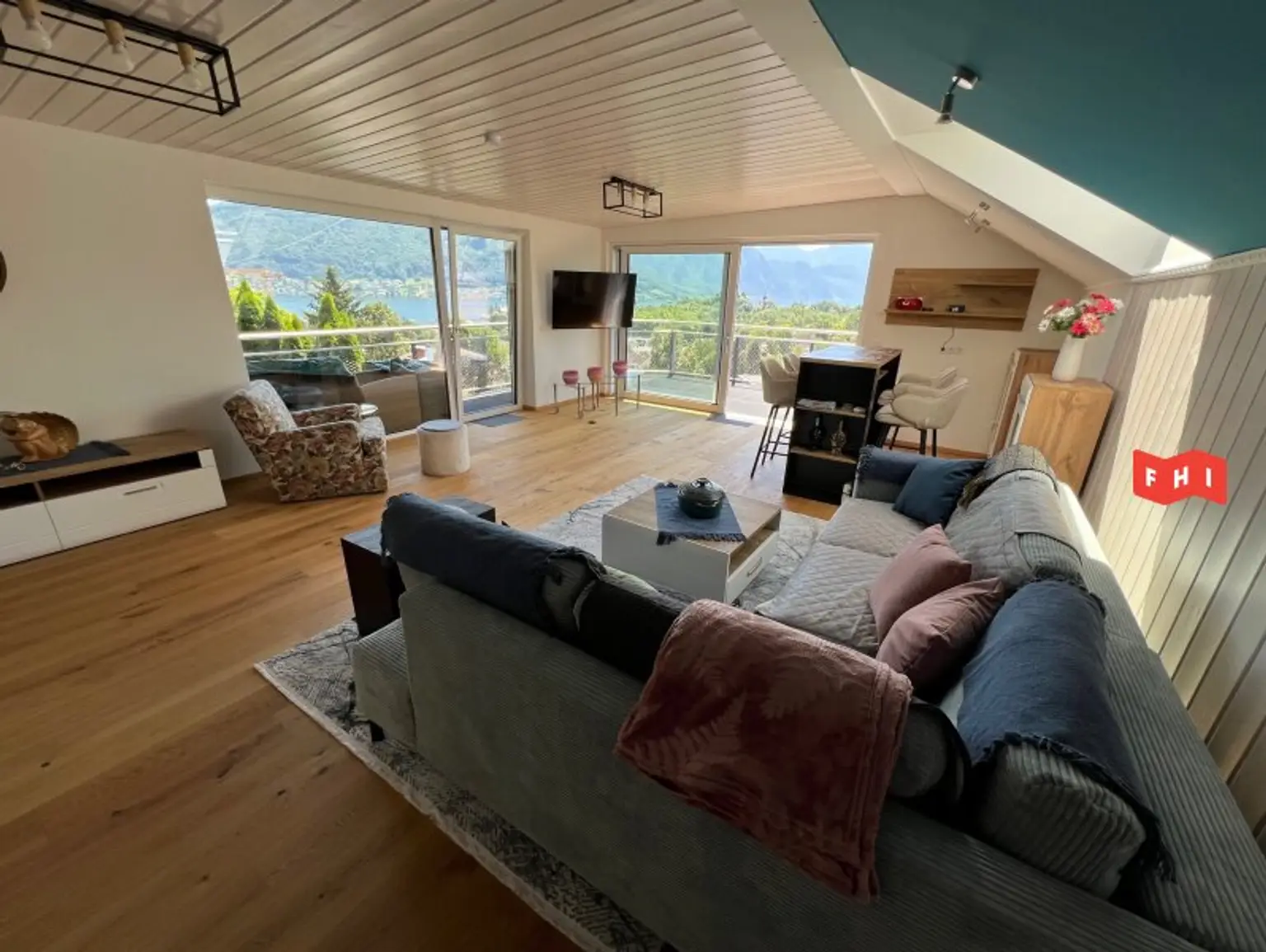 Exklusives Neubau-Penthouse mit Traunsee-und Gebirgsblick in Bestlage von Gmunden am See