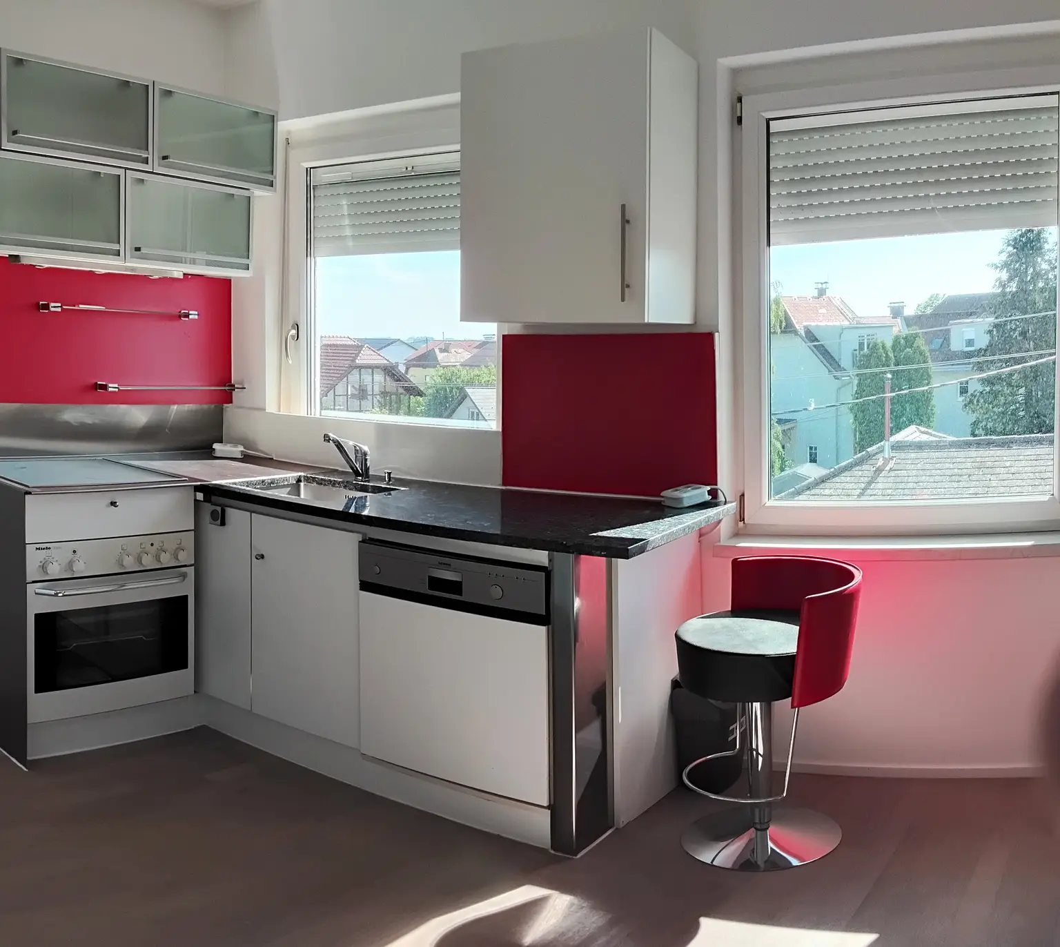 Eine charmante, kleine  Wohnung mit 35,96 m²  und dazu ein PKW-Stellplatz.